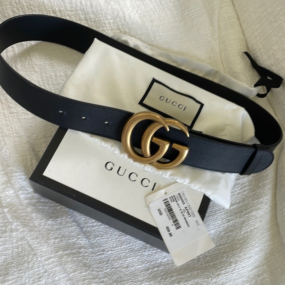 Black and Gold women’s GUCCI belt